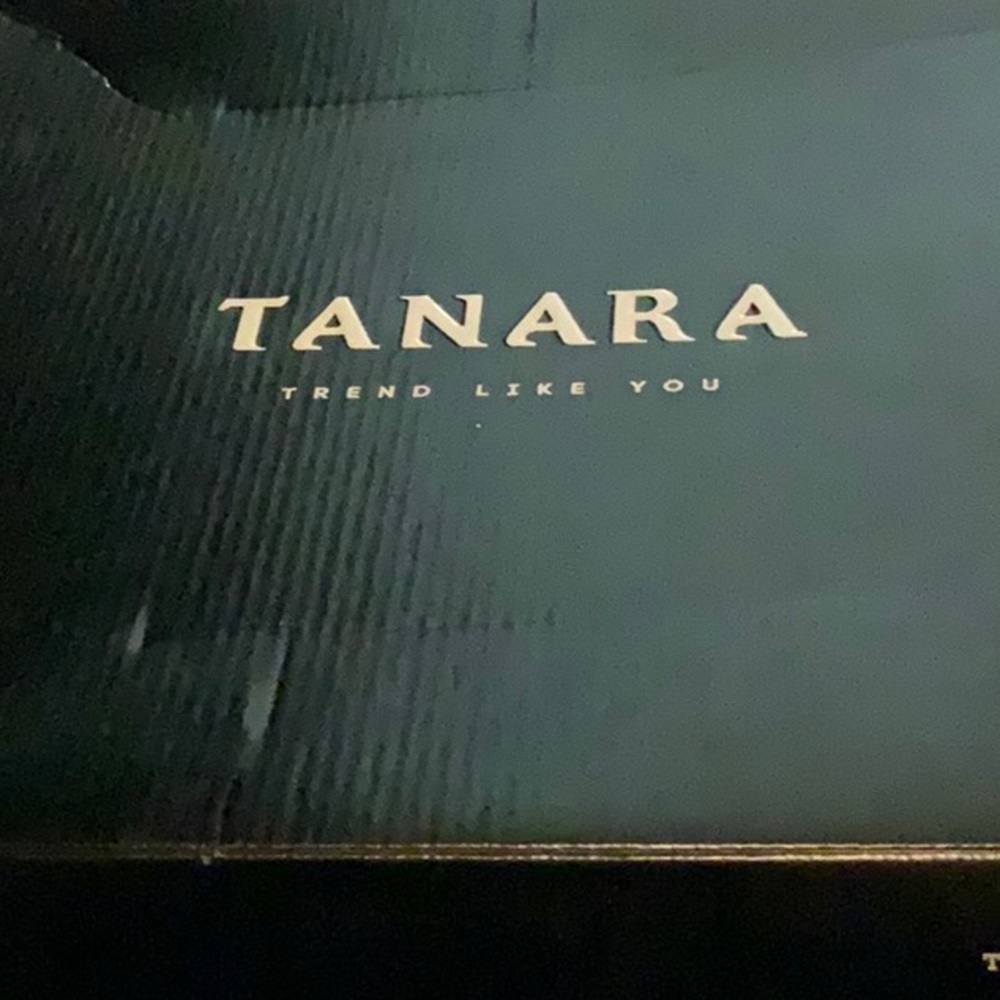 Brand new black Tanara trend like you booties.